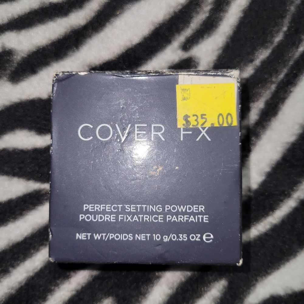 Cover FX setting powder
